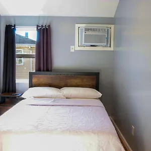 Apartment Bgi, New York
